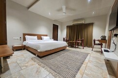 Murli Manohar Residency