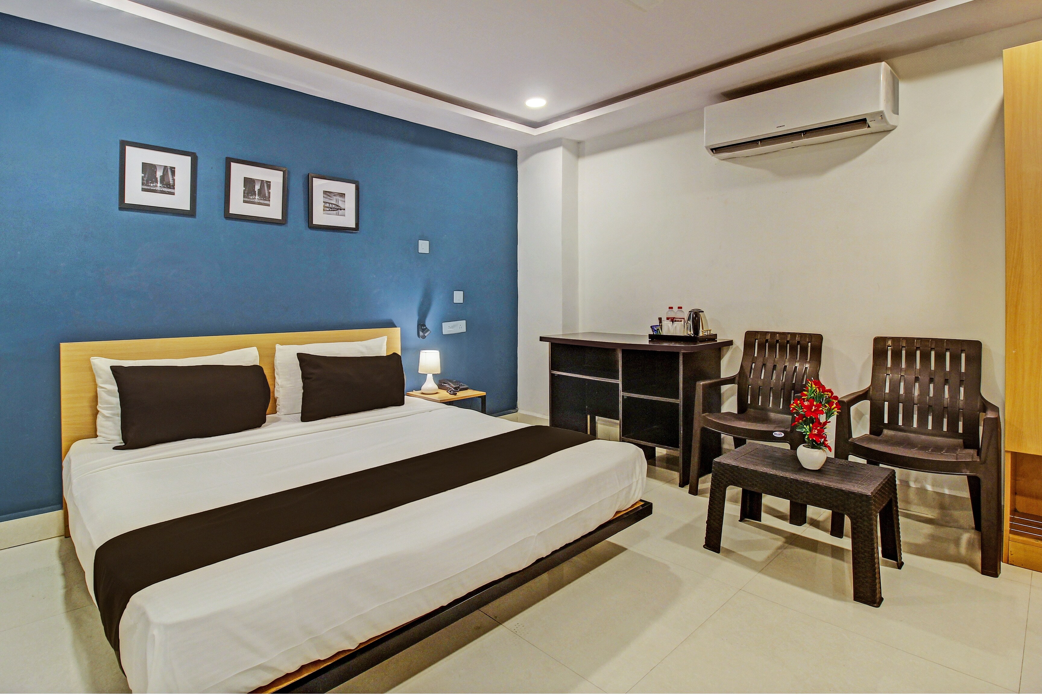 Hotel O Qualia Miyapur - Tap to explore photos