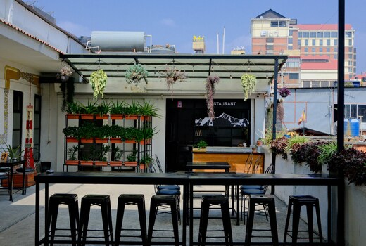 YaketyYak Hostel