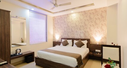 Hotel Signature Inn Room Type - Super Deluxe Room