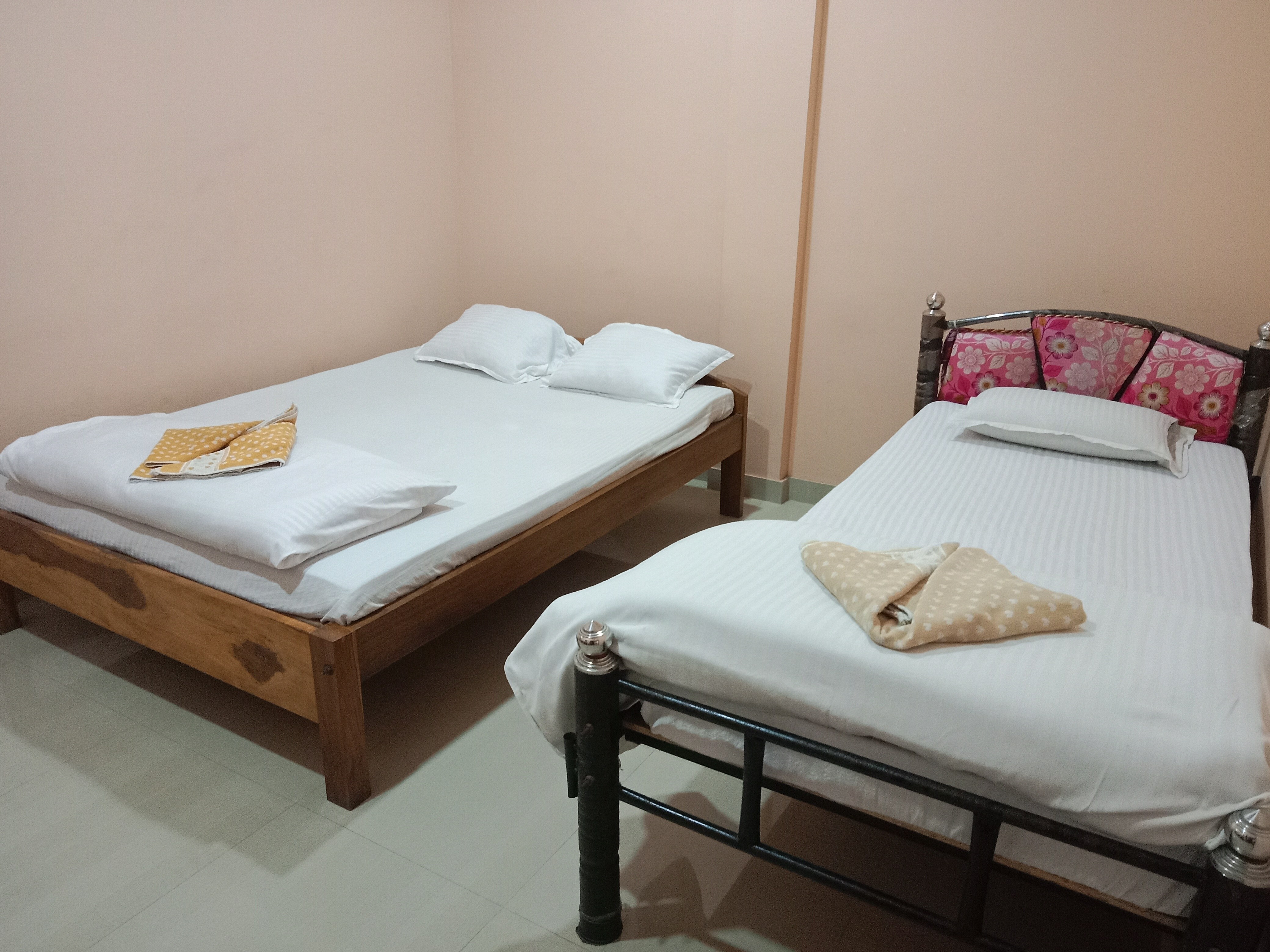 Kohuwa Guest House - Tap to explore photos