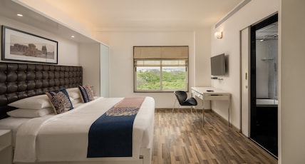 Grand Mercure Bangalore - An Accor Brand Room Type - Executive One Bedroom Suite with Balcony Grand Mercure Bangalore - An Accor Brand Room Type - Executive One Bedroom Suite with Balcony