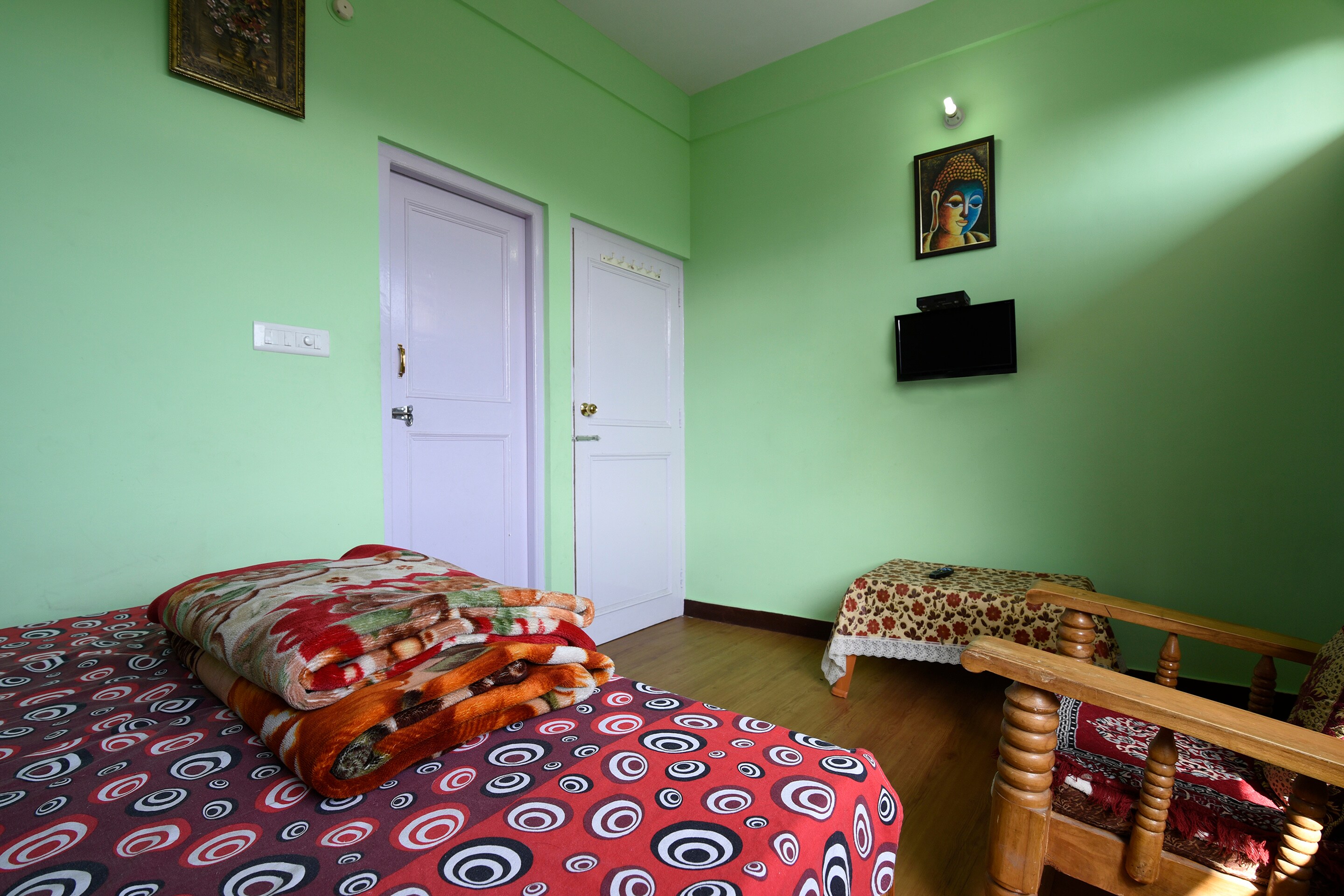 Asha Home Stay - Tap to explore photos