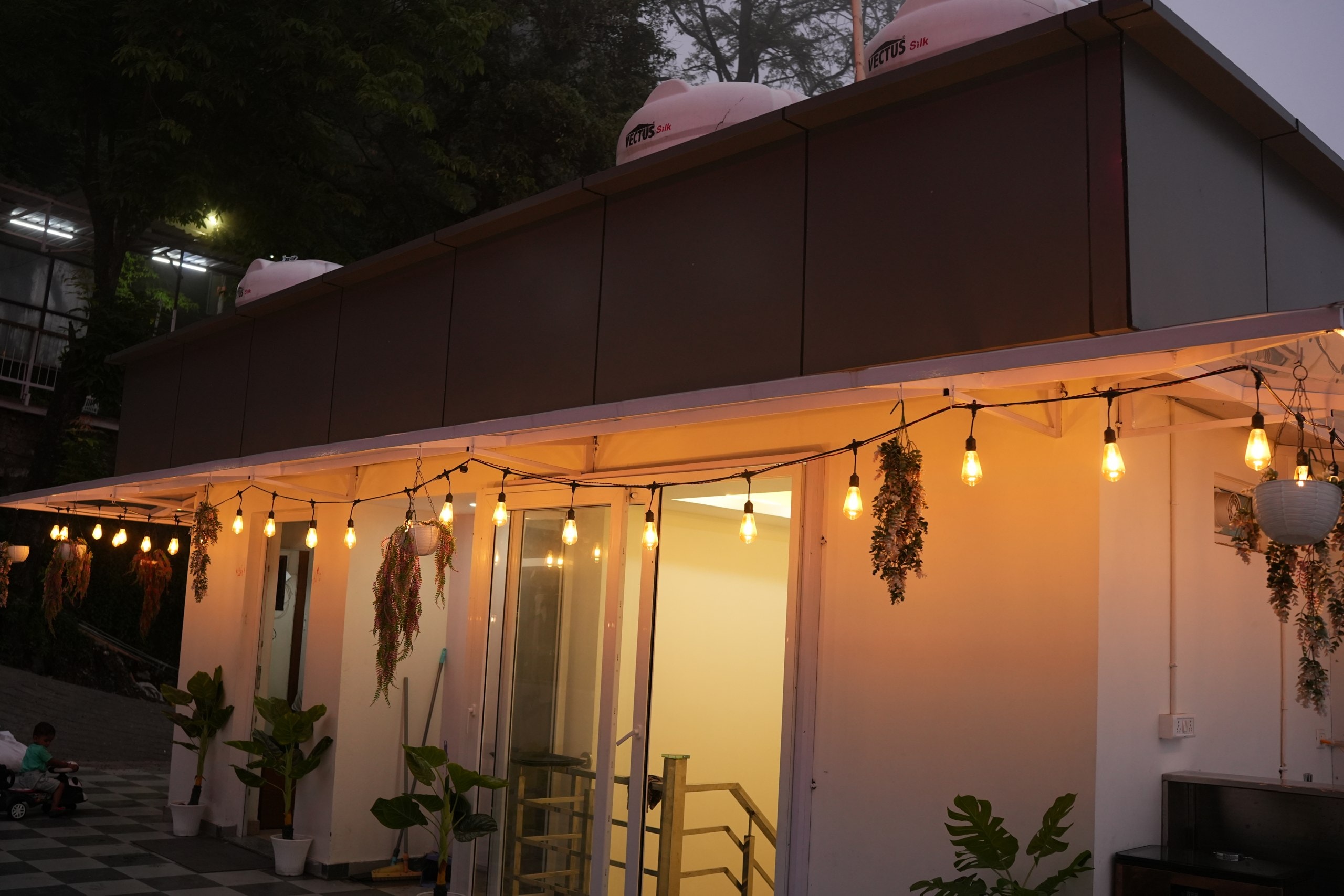 Konark Hotel Mussoorie - Tap to explore photos