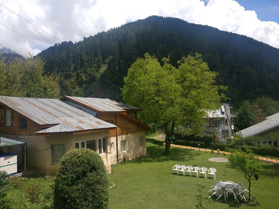 Hotel Qazi Cottages - Tap to explore photos