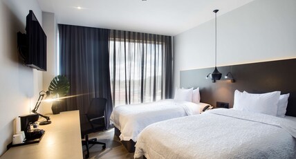 Hampton by Hilton David Room Type - TWIN ROOM W  FRIDGE NS