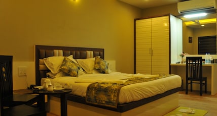 PRABHU RESIDENCY Room Type - GOLD Room AC PRABHU RESIDENCY Room Type - GOLD Room AC
