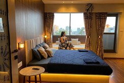 Homly Stays Luxury 3BHK Apartment Private Lift