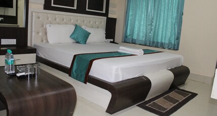 Jyotsna International Room Type - Luxury Room