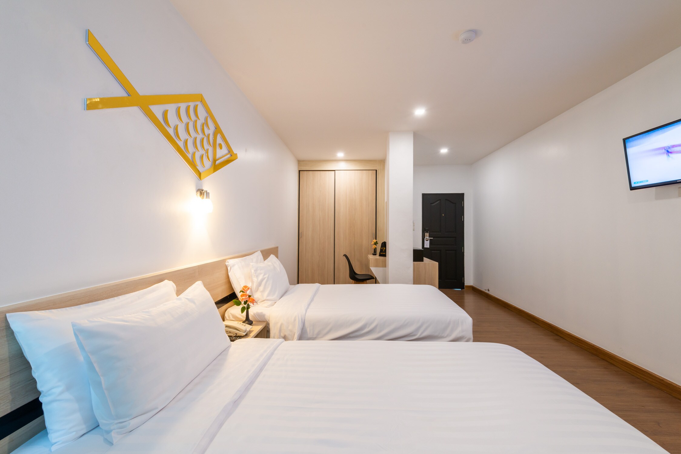 Arawana Regency North Pattaya - Tap to explore photos