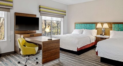 Hampton Inn & Suites by Hilton Cincinnati West Room Type - 2QN HEARING ACC STUDIO