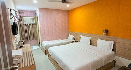 Hotel RB INTERNATIONAL Room Type - SUPER DELUXE