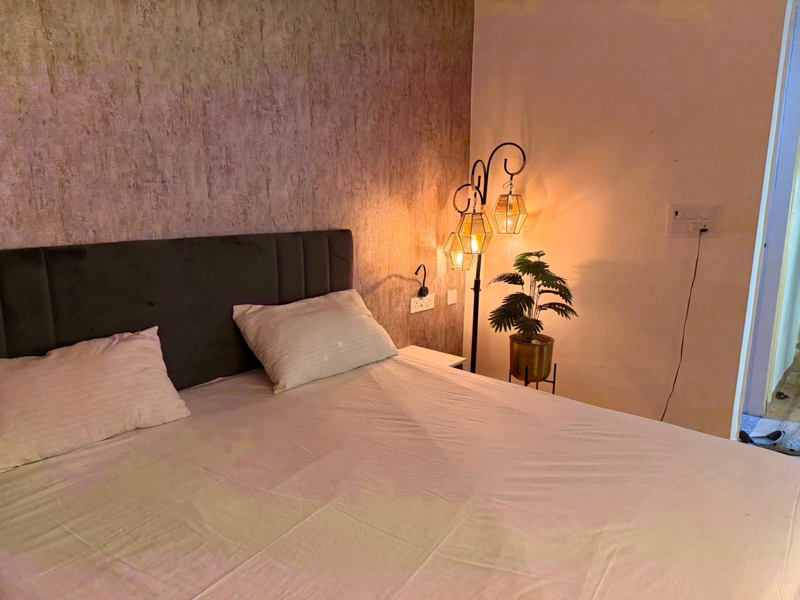 Velora Stays Your Private Luxury Escape - Tap to explore photos