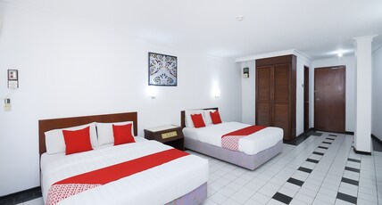 Super OYO 1018 Telang Usan Hotel Miri Room Type - Suite Family