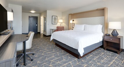 Holiday Inn Yuma, an IHG Hotel Room Type - 1 King Standard
