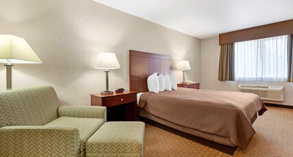 Best Western Wittenberg Inn Room Type - 1 Queen Bed, Non-Smoking, Work Desk, Refrigerator, Wi-Fi, Continental Breakfast Best Western Wittenberg Inn Room Type - 1 Queen Bed, Non-Smoking, Work Desk, Refrigerator, Wi-Fi, Continental Breakfast