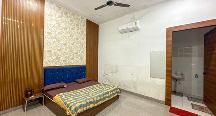 Maa gayatri sevashram Room Type - Bedroom 8