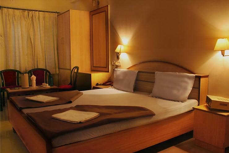 Hotel Kashi (Pure Veg) - Tap to explore photos