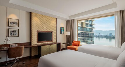 Hilton Da Nang Room Type - Double Queen Guest Room River View