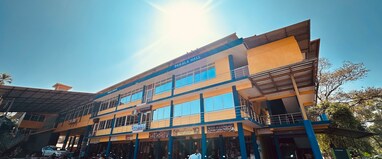 Pakala Hall And Deluxe Rooms