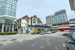 Townhouse Oak Melaka Near Dataran Pahlawan Formerly Ideals Hotel