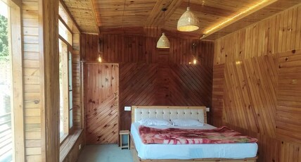 Trekker's Nest Riverside Resort Room Type - Himalaya : Luxury Rooms