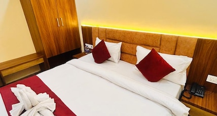 Hotel Shiv Shadhana Room Type - Standard Room Hotel Shiv Shadhana Room Type - Standard Room