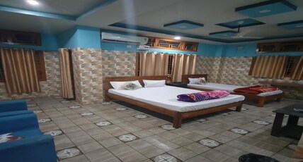 Eksringa guest hoouse Room Type - Deluxe Triple Room AC