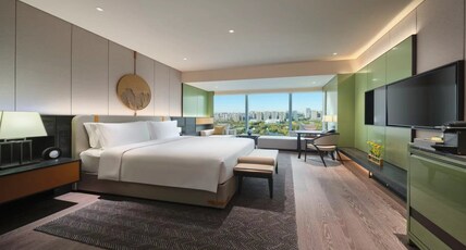InterContinental Hotels XI'AN NORTH, an IHG hotel Room Type - 1 King Premium Garden View Club Lounge Access
