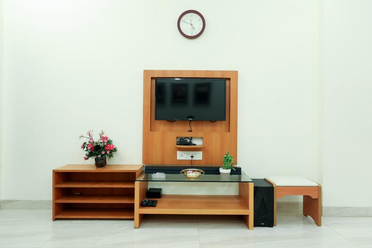 Premium Villa - Tap to explore photos