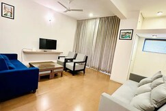 Trackside Heaven 3BHK with Pvt Pool, Lonavala