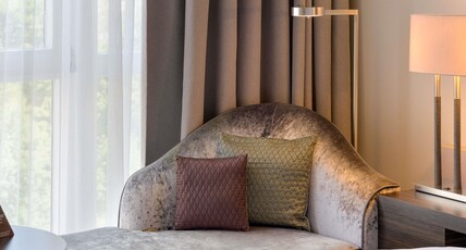 Pullman Munich Room Type - Premium Superior Room - quiet guest room overlooking the courtyard