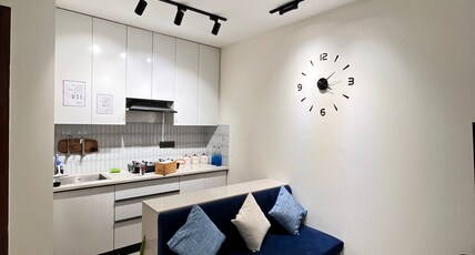 Modern 1BHK w High Speed Wi Fi Workspace Room Type - Modern 1BHK w High Speed Wi Fi Workspace
