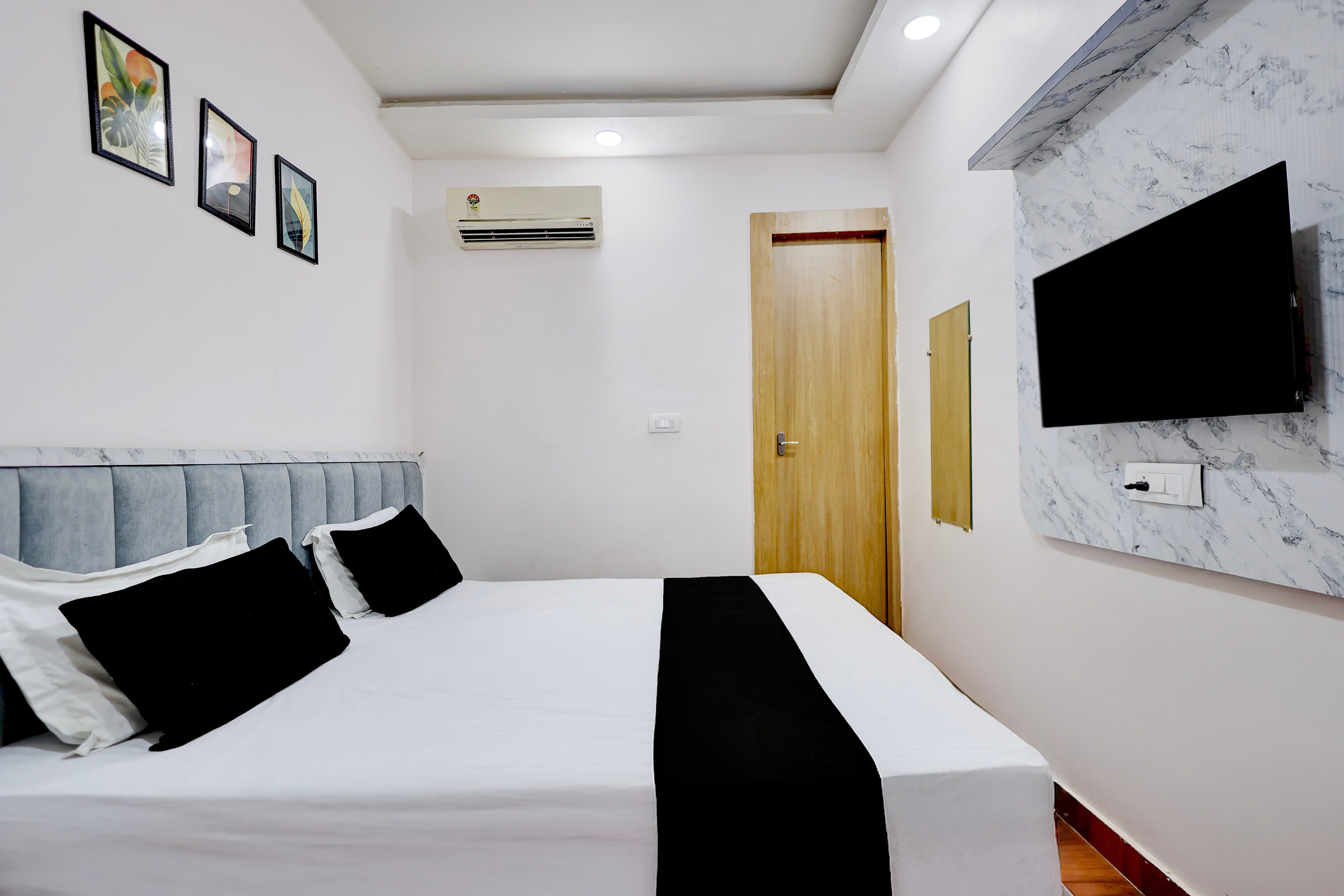 Hotel O Nivasa Inn - Tap to explore photos