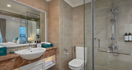 Mercure Nha Trang Beach Room Type - Privilege room, sea view - 1 double bed