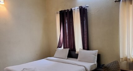 HOTEL KUBER Room Type - Deluxe AC Room