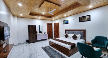 homestay Pristine Edge Kasauli Room Type - SURER DELUXE SUNRISE STUDIO ROOM NON-AC homestay Pristine Edge Kasauli Room Type - SURER DELUXE SUNRISE STUDIO ROOM NON-AC