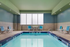 Holiday Inn Express Windsor Waterfront