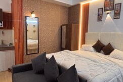 Rukawat The Luxury Stay DLF MYPAD