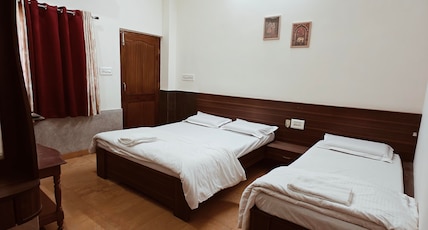 Shubh Inn Room Type - Super Deluxe Room Shubh Inn Room Type - Super Deluxe Room