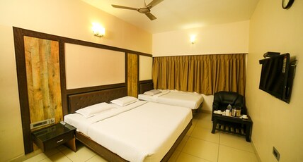 WESTLAND HOTEL Room Type - DELUXE ROOM