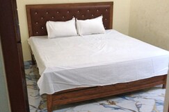 Awadh hotel