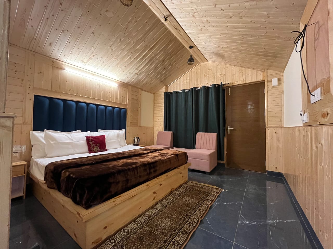 AP Cottages & Huts - Tap to explore photos