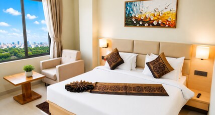 Siddharth Grand Room Type - Deluxe Room Siddharth Grand Room Type - Deluxe Room