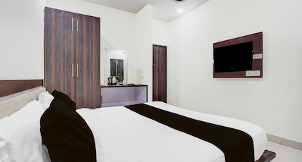 Townhouse Faizabad Road Opp BBD University Room Type - Deluxe