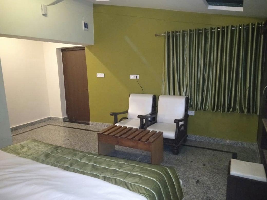 Gawa Kanha Resort - Tap to explore photos