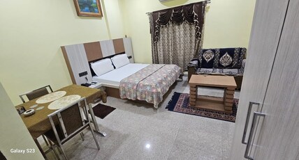 S.A. KING PLAZA Room Type - Deluxe Room