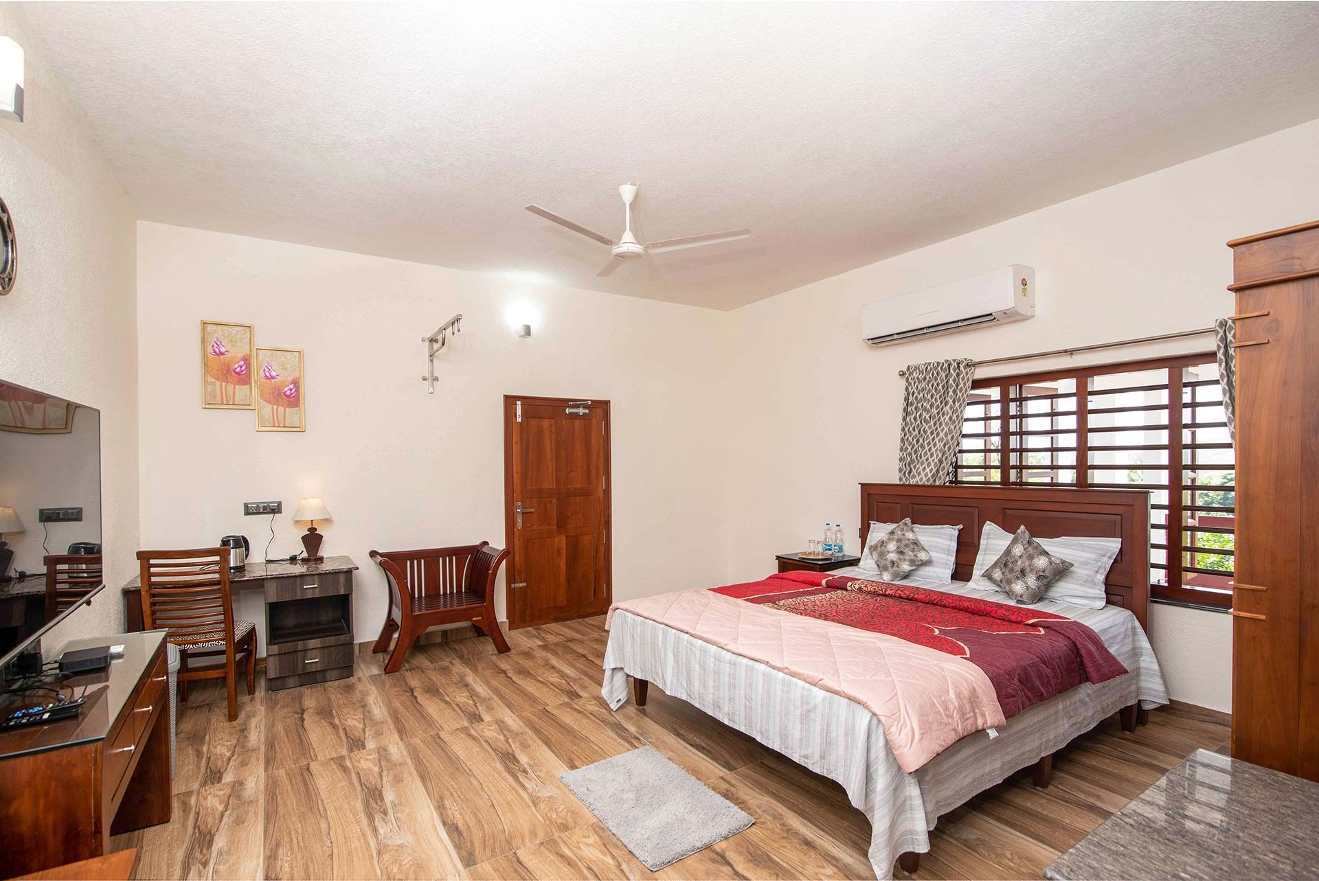 StayVista | Springhills Villa & Ayurvedic Spa - Tap to explore photos