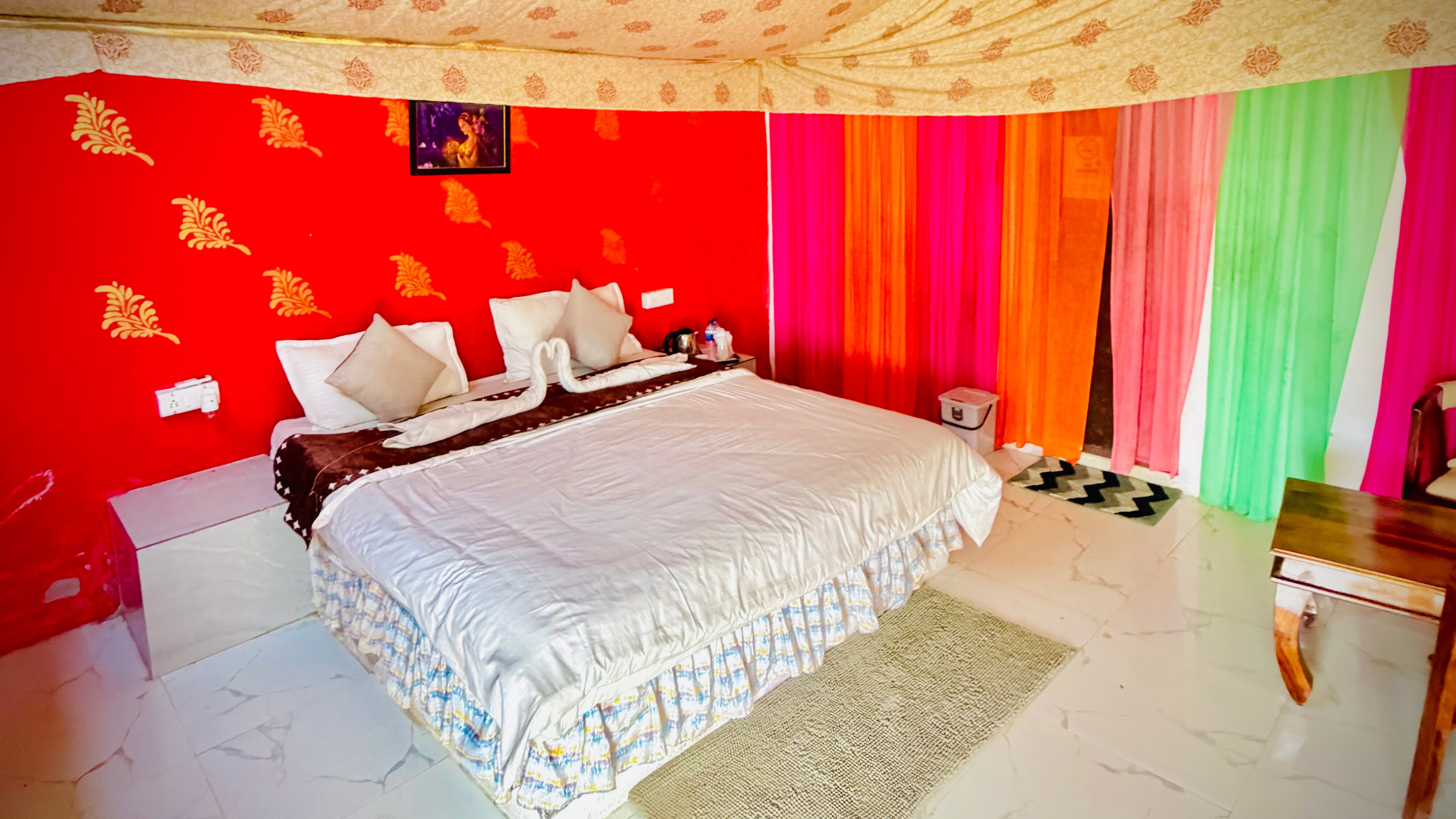 Lucky Desert Camp Jaisalmer - Tap to explore photos