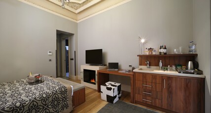 The Story Hotel Pera Room Type - Superior Double Room